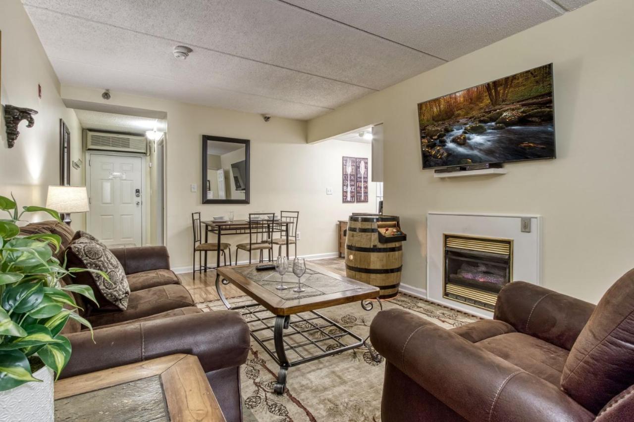 Gatlinburg Towers Condo Unit 501 - Great Location! Close To Town! Condo Extérieur photo